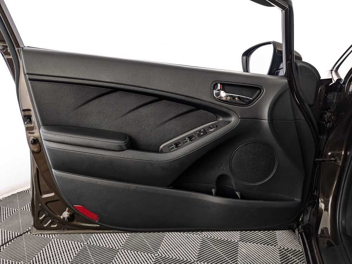 Купить Kia Cerato, 2019, 94 415 км.. Фото: #14