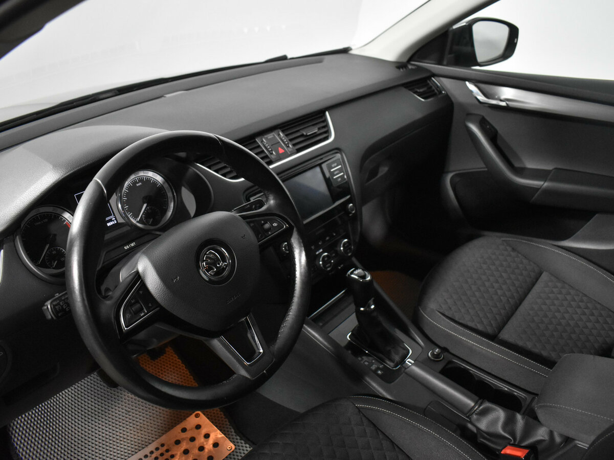 Купить Skoda Octavia, 2017, 175 449 км.. Фото: #8