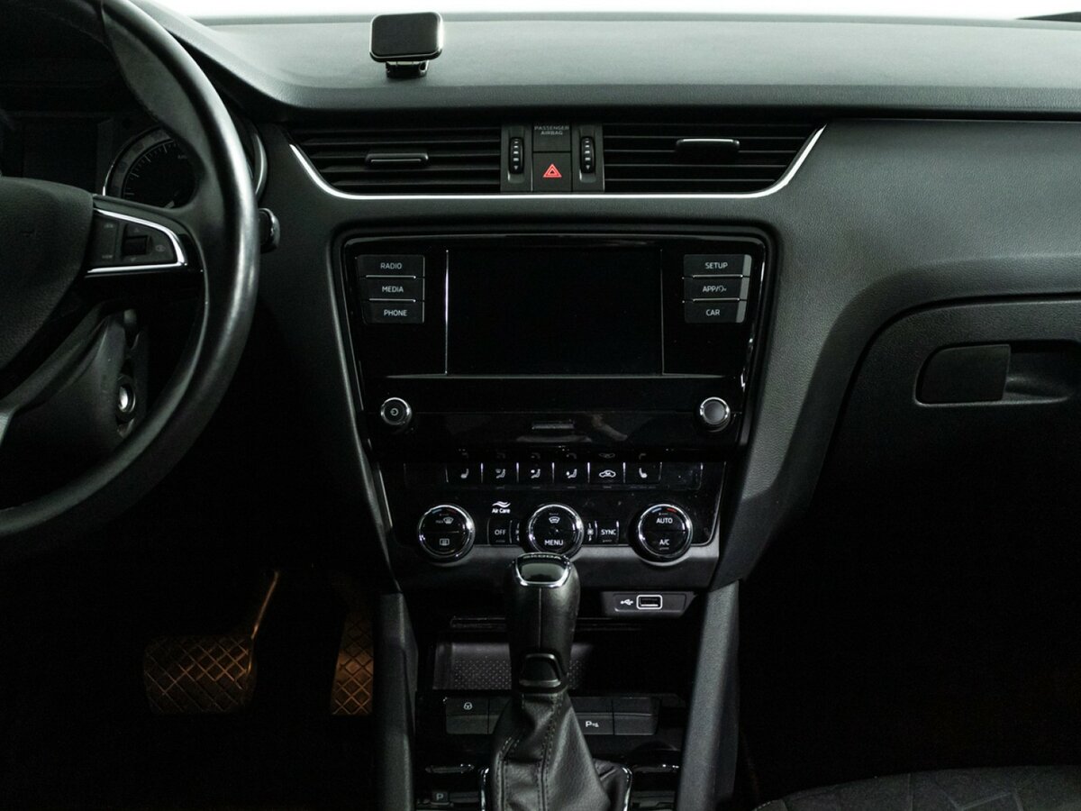 Купить Skoda Octavia, 2019, 61 764 км.. Фото: #13