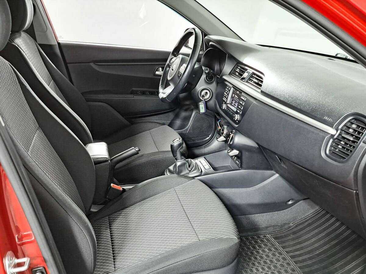 Купить Kia Rio, 2018, 55 651 км.. Фото: #6