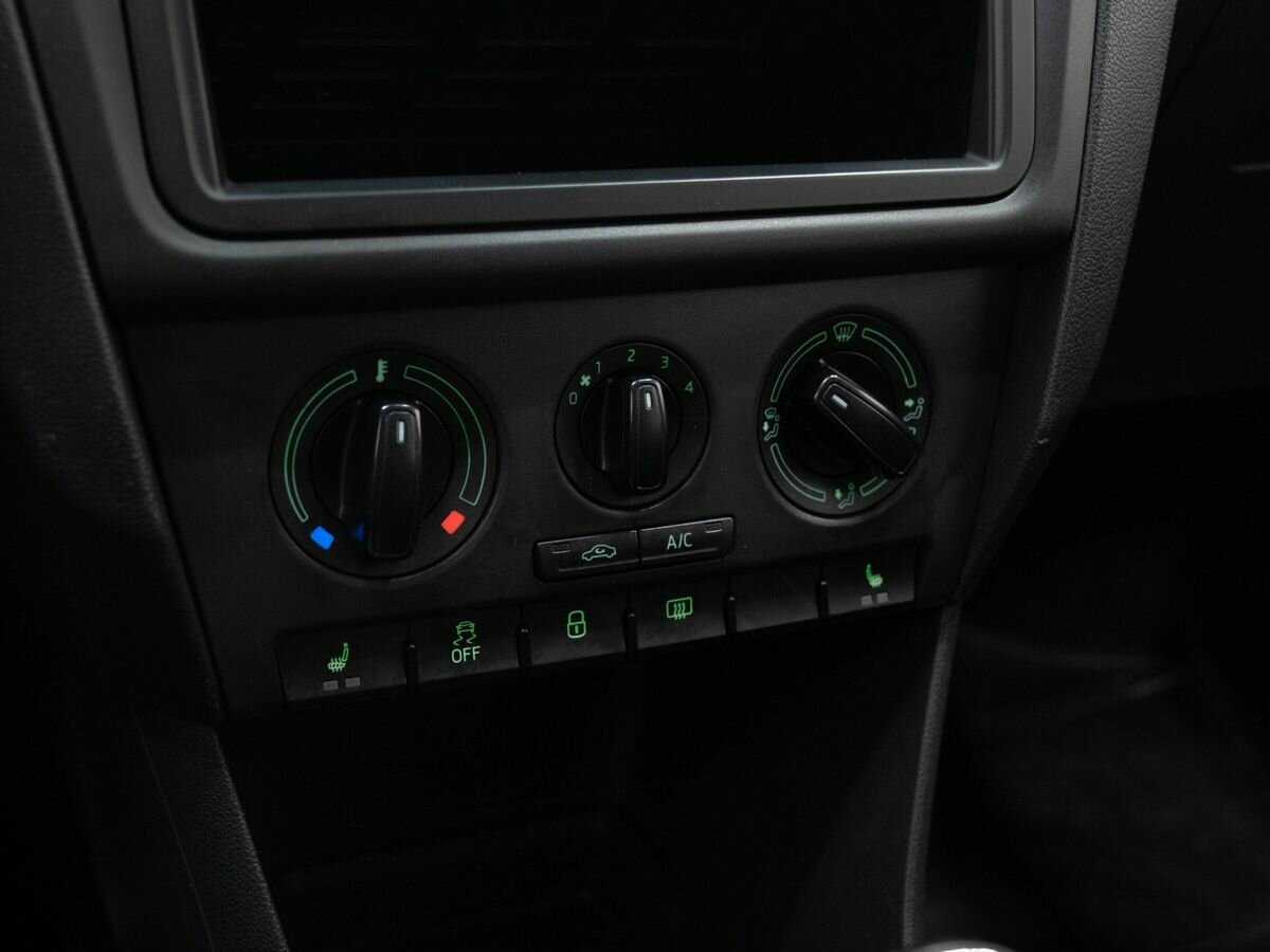 Купить Skoda Rapid, 2017, 122 000 км.. Фото: #18