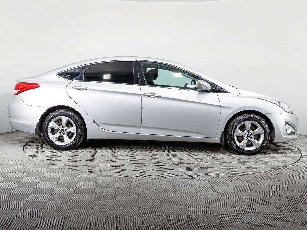 Купить Hyundai i40, 2013, 157 573 км.. Фото: #3
