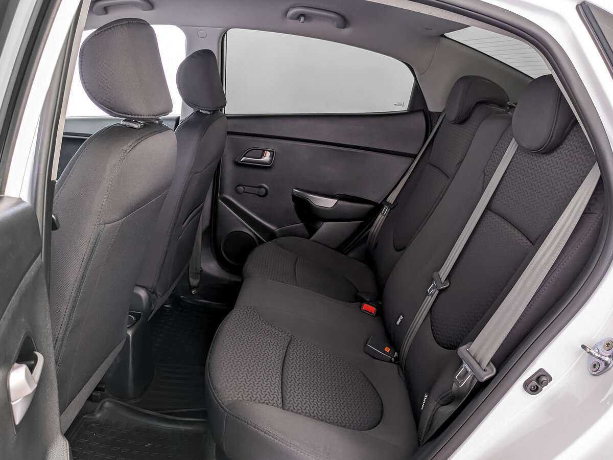 Купить Kia Rio, 2016, 92 868 км.. Фото: #9