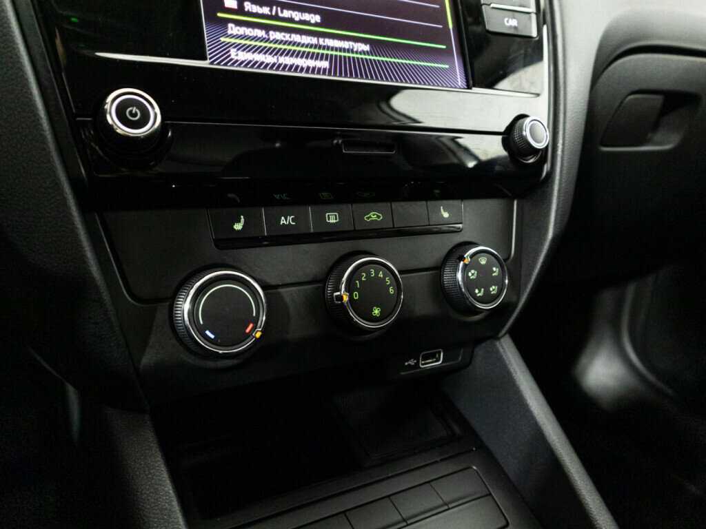 Купить Skoda Octavia, 2018, 65 366 км.. Фото: #15