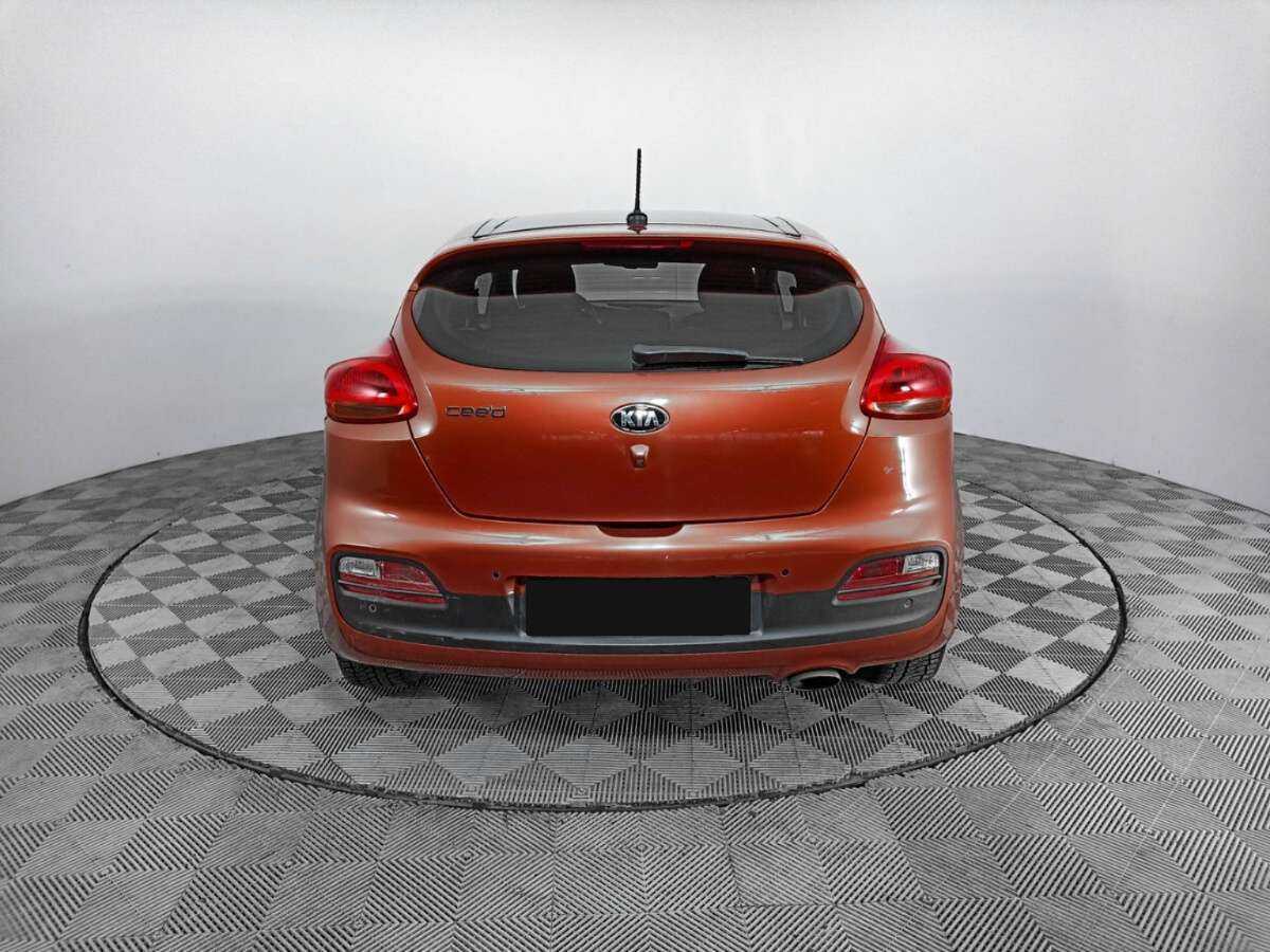Купить Kia Ceed, 2013, 229 045 км.. Фото: #5