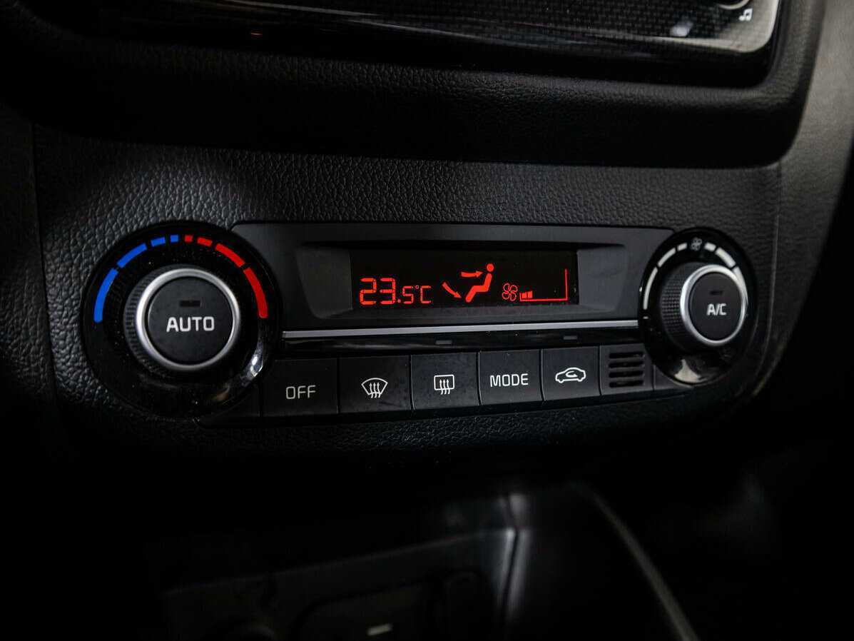 Купить Kia Rio, 2015, 122 224 км.. Фото: #14