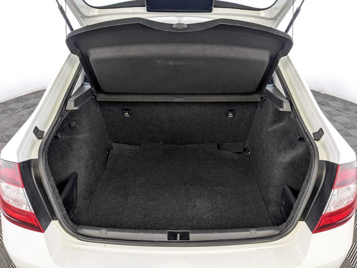 Купить Skoda Rapid, 2017, 172 434 км.. Фото: #9