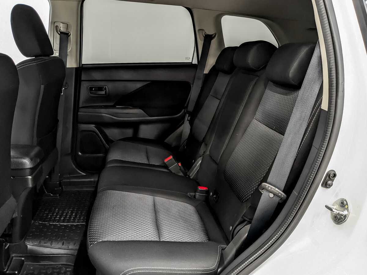 Купить Mitsubishi Outlander, 2015, 176 821 км.. Фото: #11