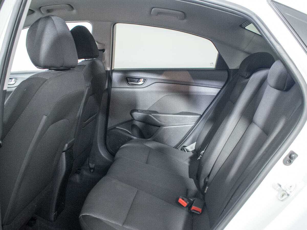 Купить Hyundai Solaris, 2019, 59 035 км.. Фото: #9