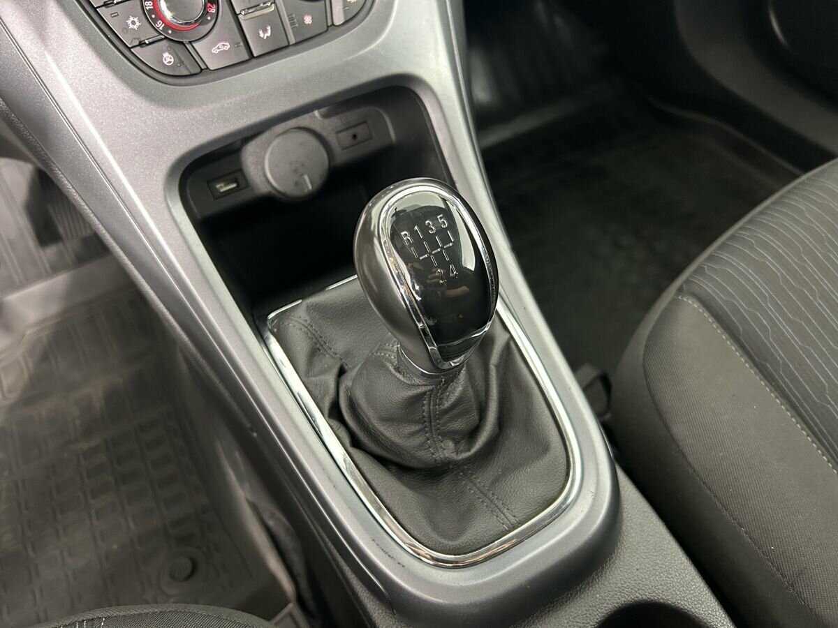 Купить Opel Astra, 2014, 139 000 км.. Фото: #12