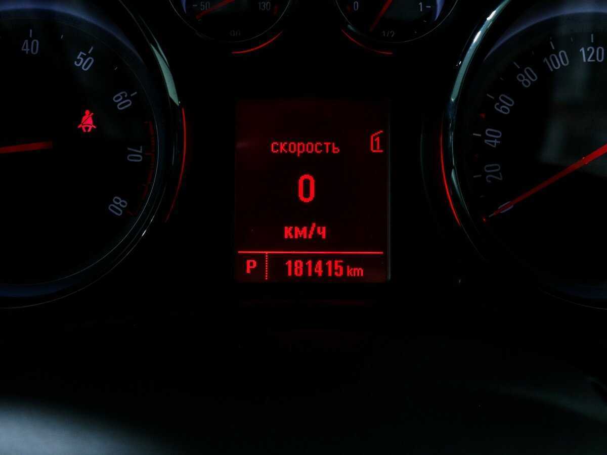 Купить Opel Astra, 2013, 181 413 км.. Фото: #6