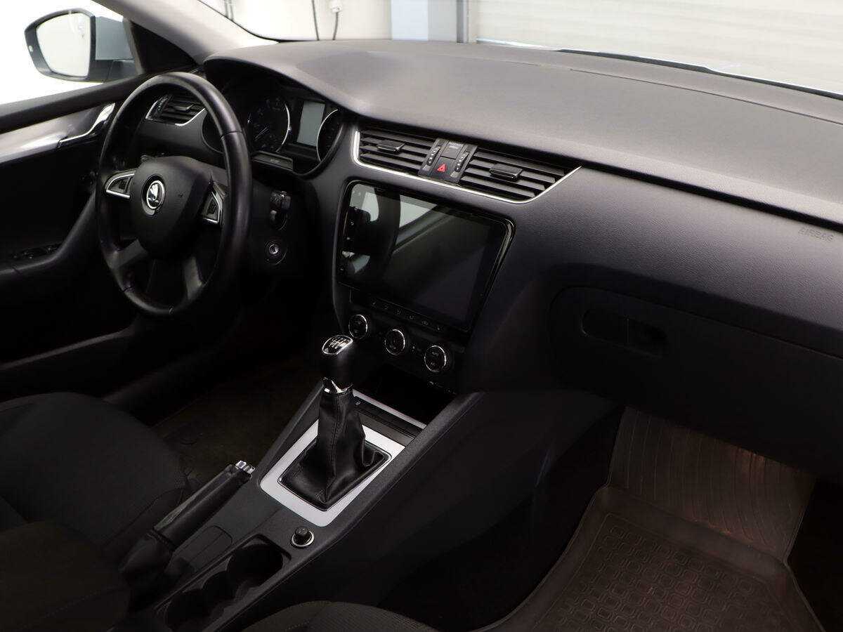 Купить Skoda Octavia, 2013, 246 399 км.. Фото: #6