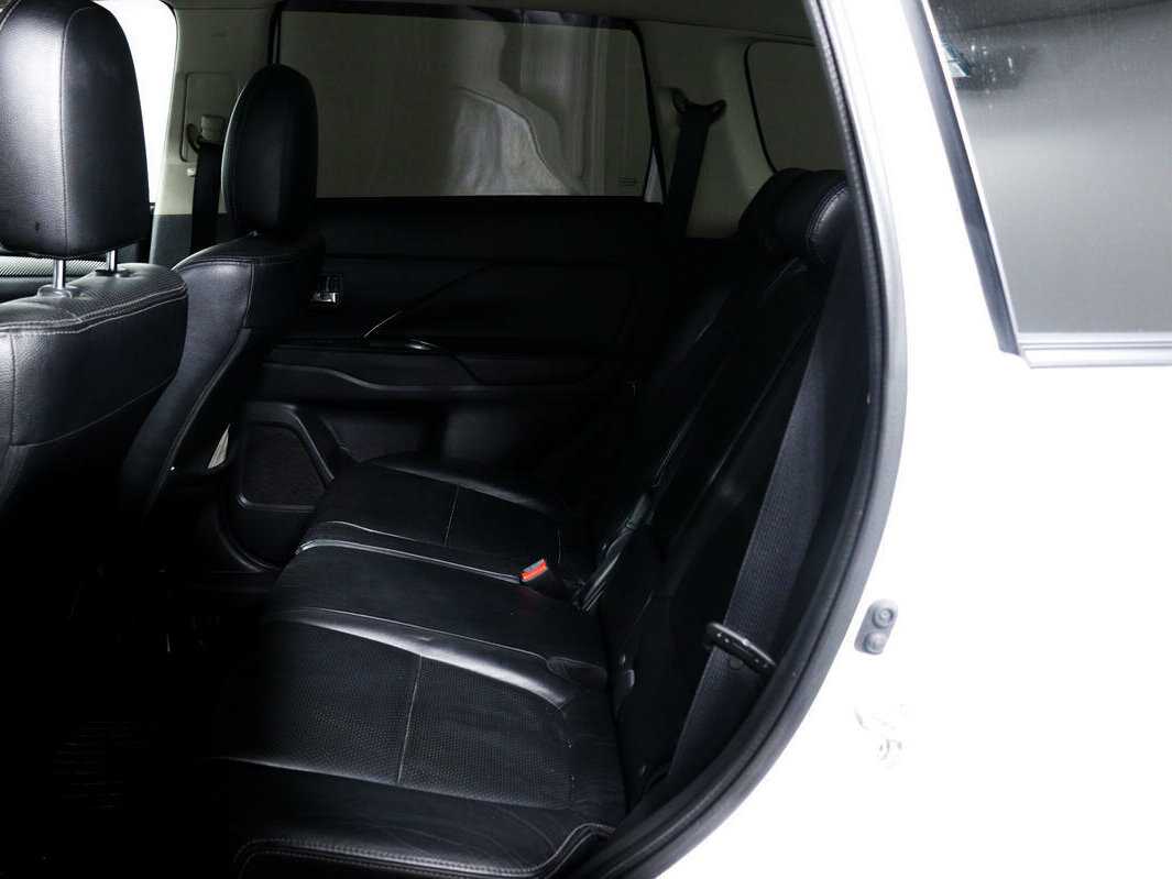 Купить Mitsubishi Outlander, 2013, 272 235 км.. Фото: #11