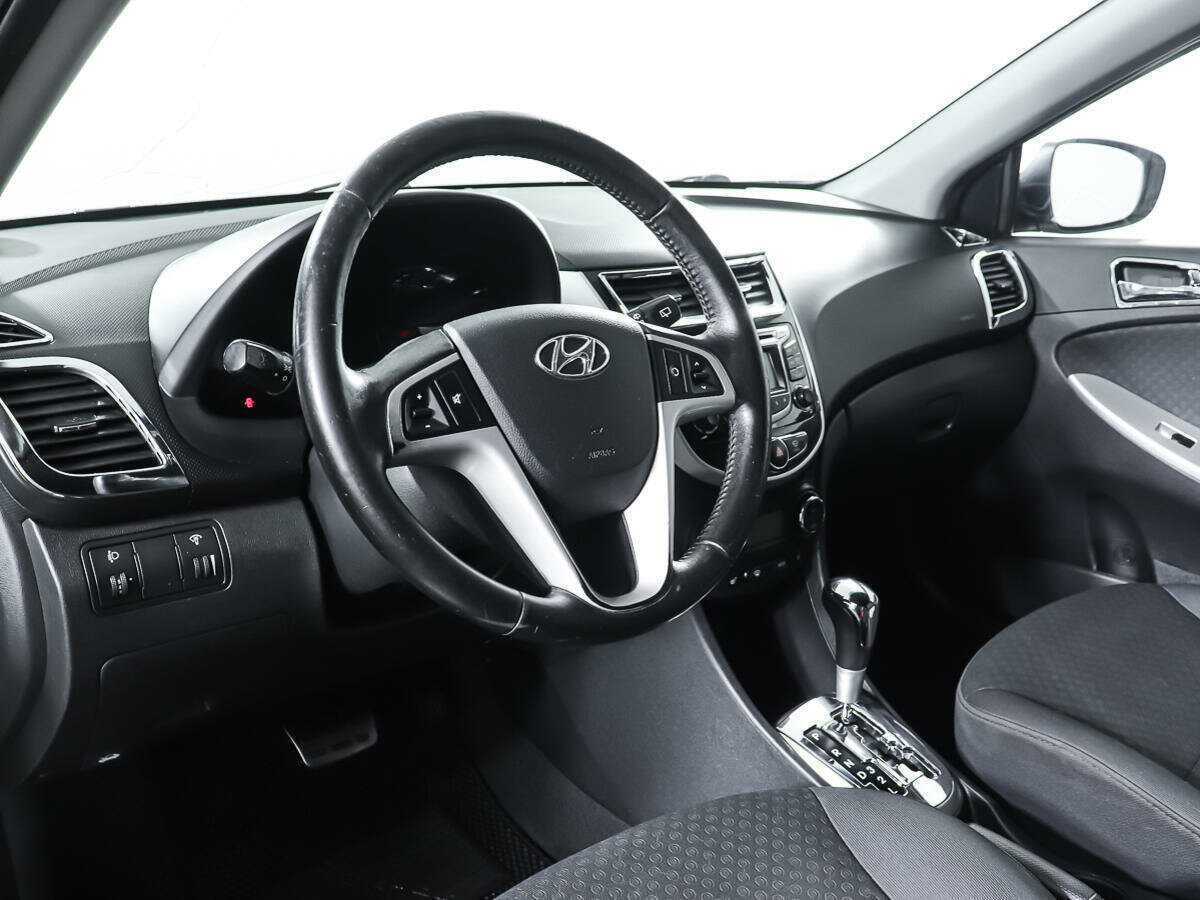 Купить Hyundai Solaris, 2012, 178 384 км.. Фото: #11