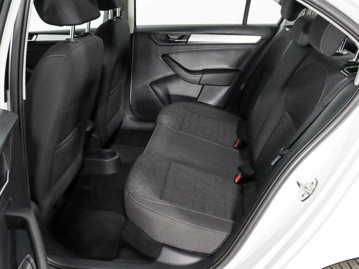 Купить Skoda Rapid, 2020, 117 768 км.. Фото: #9