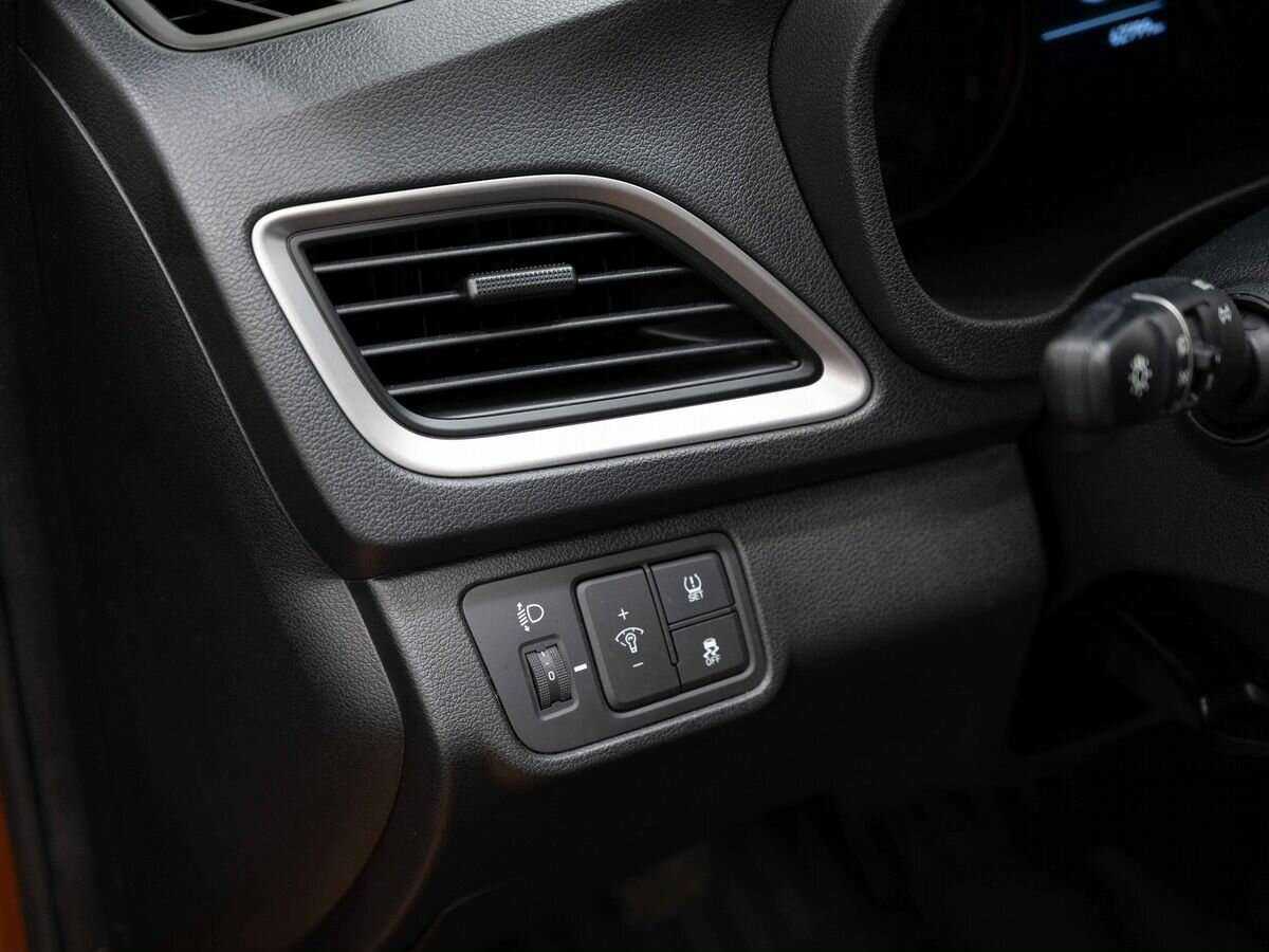 Купить Hyundai Solaris, 2018, 62 000 км.. Фото: #18