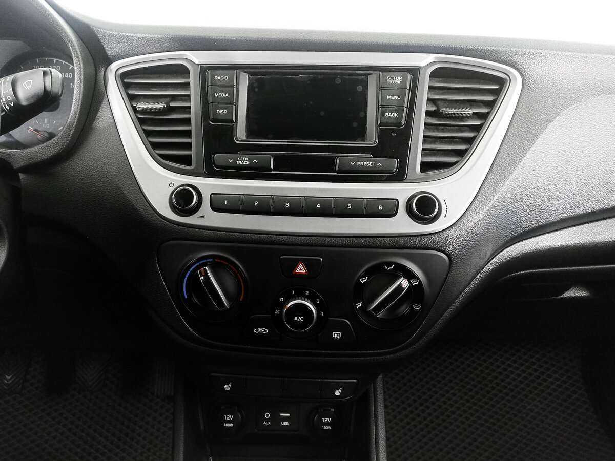 Купить Hyundai Solaris, 2018, 116 302 км.. Фото: #12