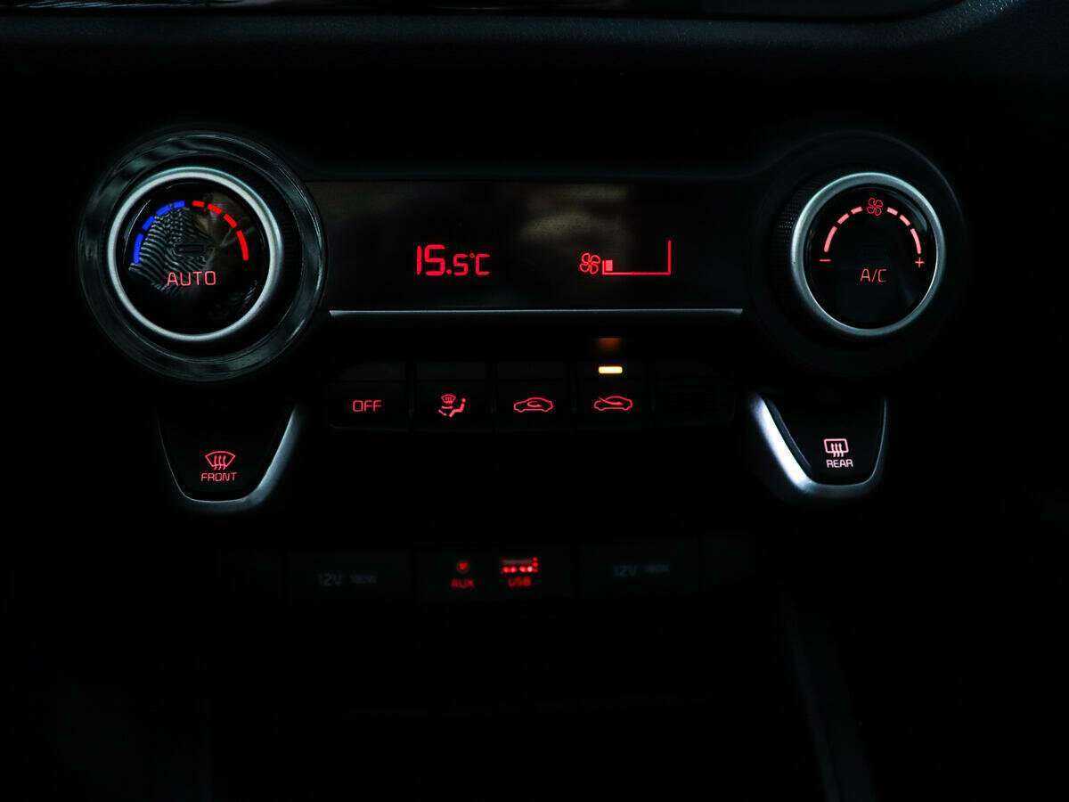 Купить Kia Rio, 2019, 74 441 км.. Фото: #13