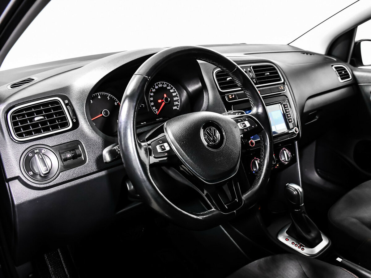 Купить Volkswagen Polo, 2017, 79 850 км.. Фото: #11