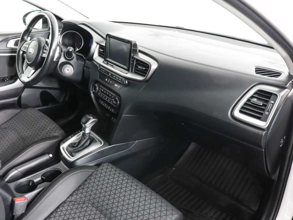 Купить Kia Ceed, 2019, 172 917 км.. Фото: #8