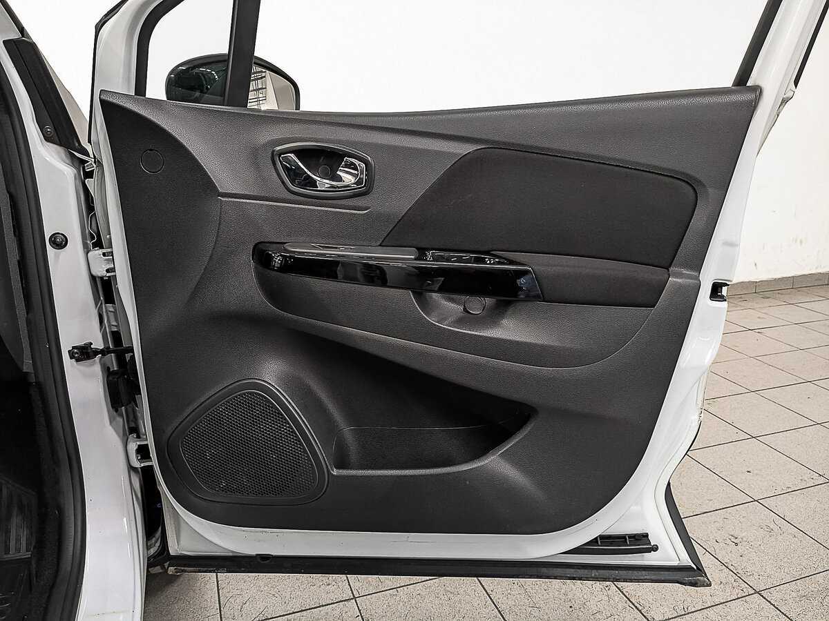 Купить Renault Kaptur, 2017, 83 240 км.. Фото: #22