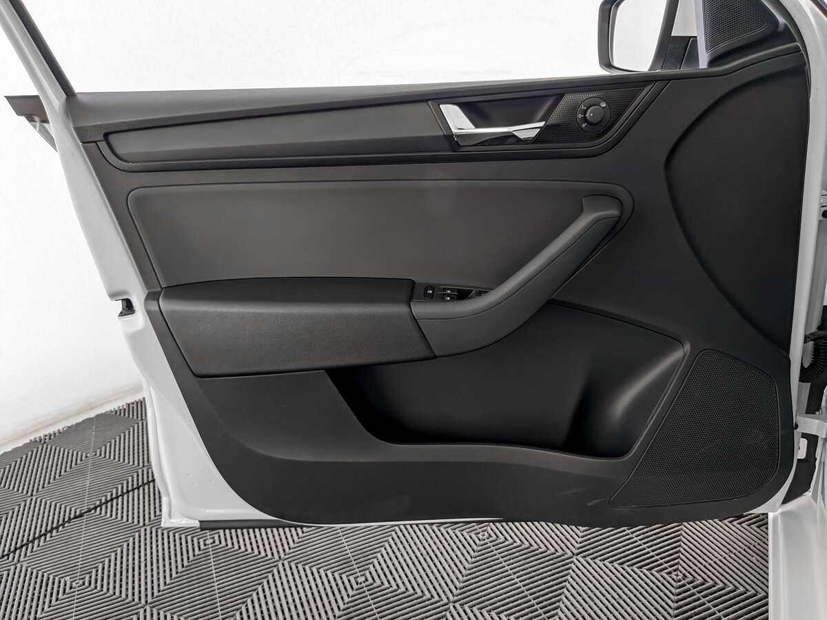 Купить Skoda Rapid, 2017, 117 370 км.. Фото: #14