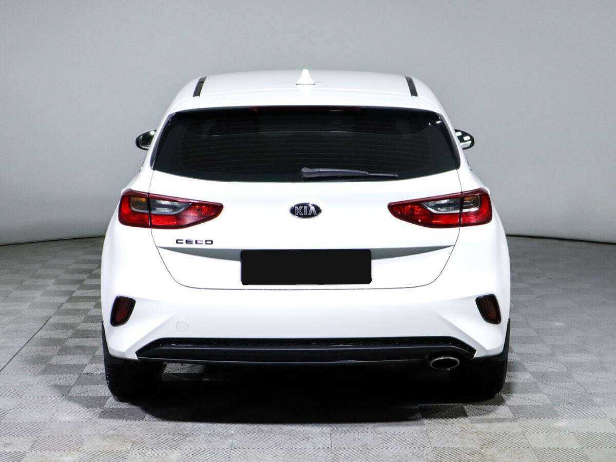 Купить Kia Ceed, 2018, 85 513 км.. Фото: #4