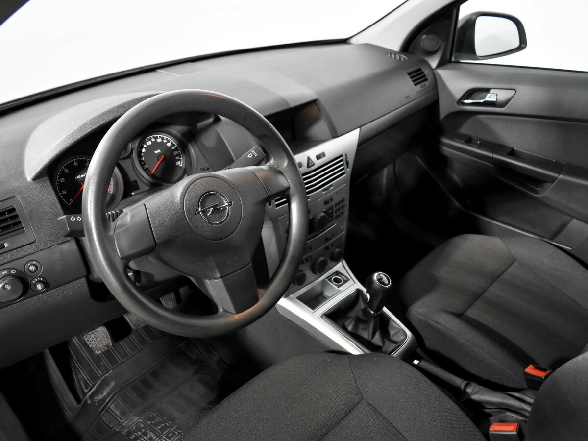 Купить Opel Astra, 2013, 65 500 км.. Фото: #7