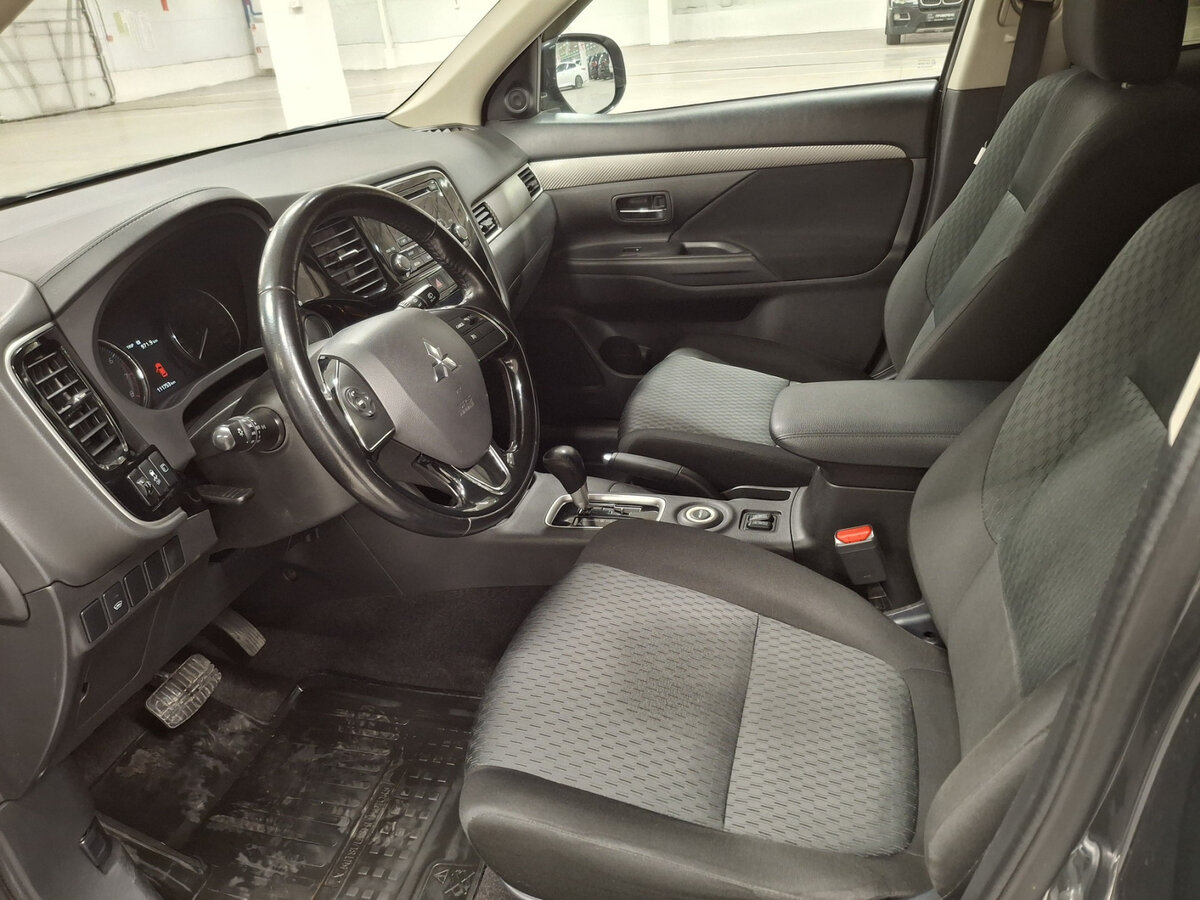 Купить Mitsubishi Outlander, 2015, 111 754 км.. Фото: #14