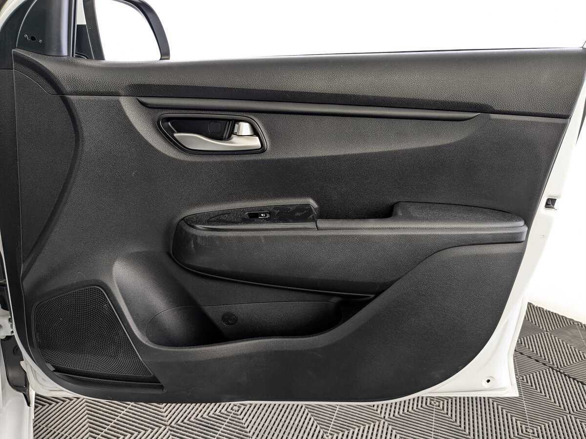 Купить Kia Rio, 2018, 121 000 км.. Фото: #23