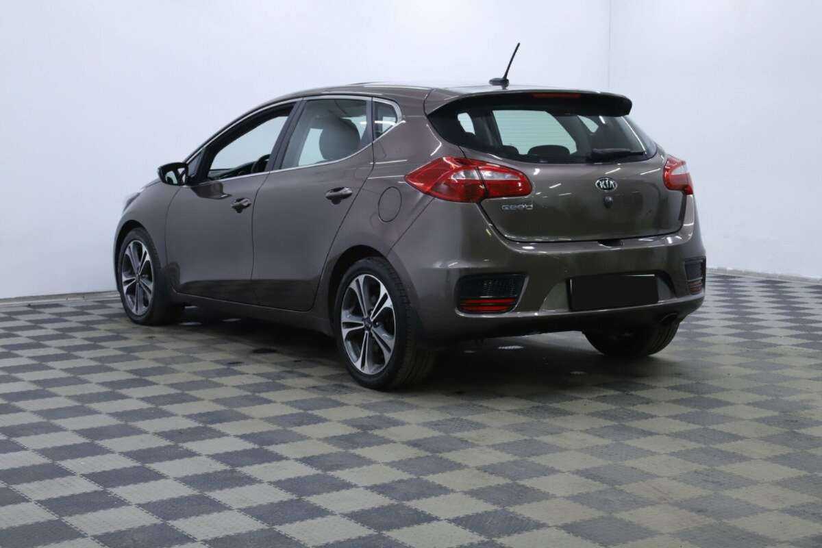 Купить Kia Ceed, 2015, 149 500 км.. Фото: #1