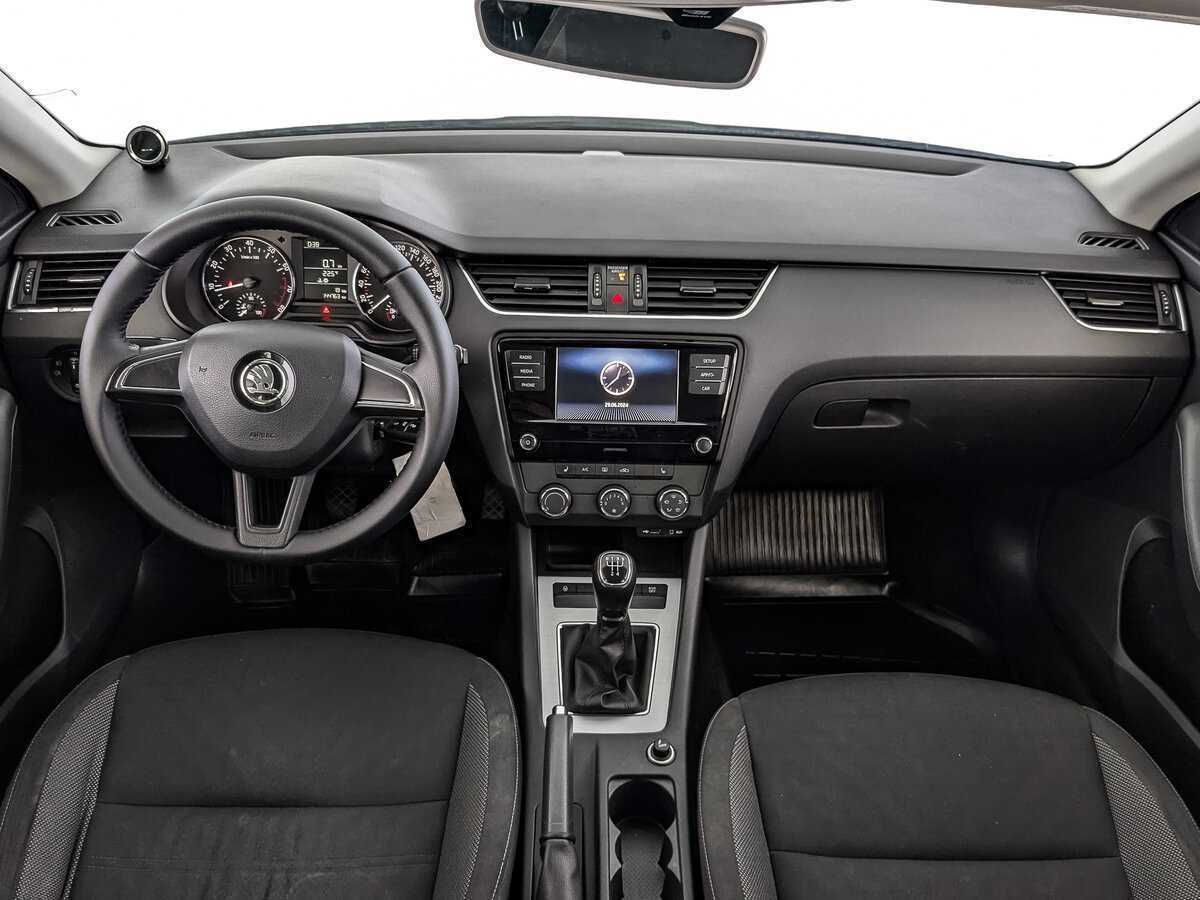 Купить Skoda Octavia, 2017, 144 758 км.. Фото: #9