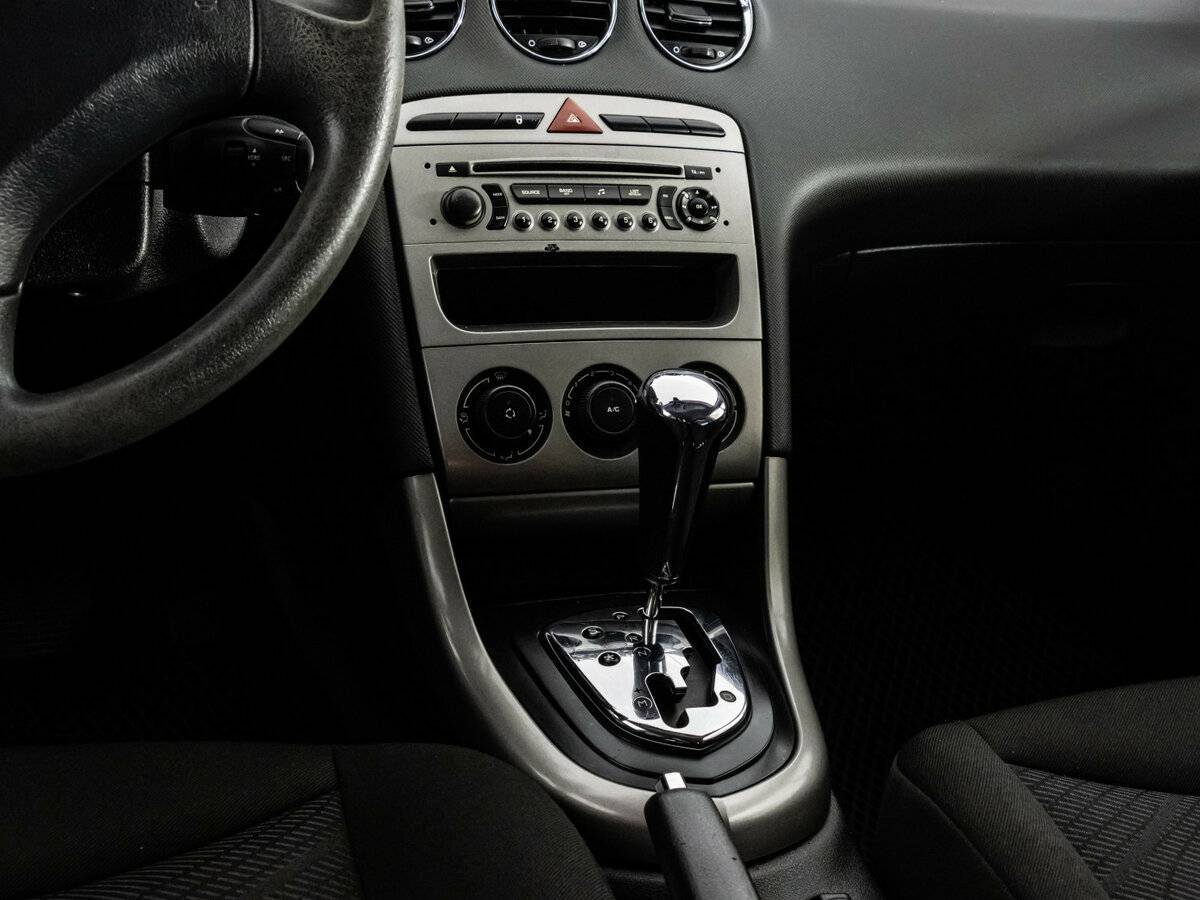 Купить Peugeot 308, 2012, 131 351 км.. Фото: #9