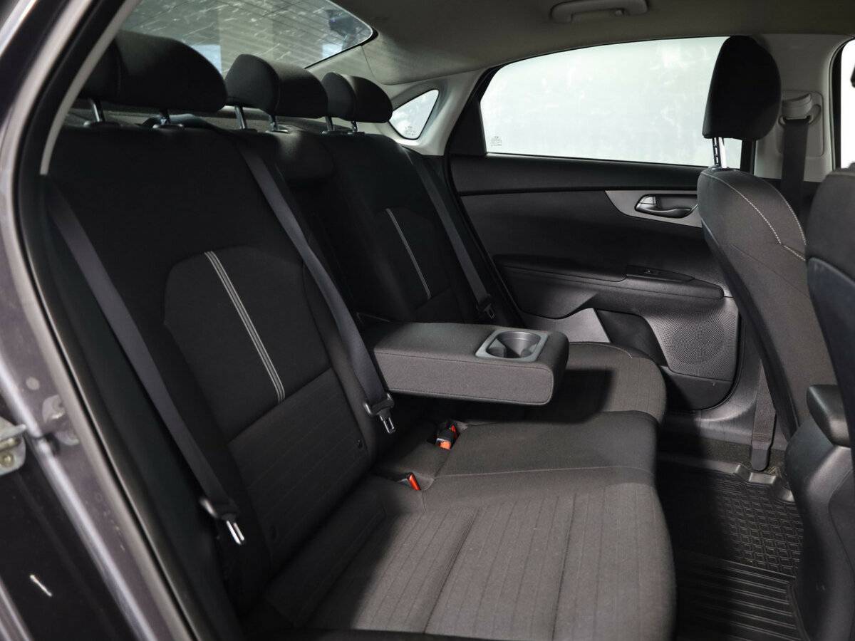 Купить Kia Cerato, 2018, 104 923 км.. Фото: #8