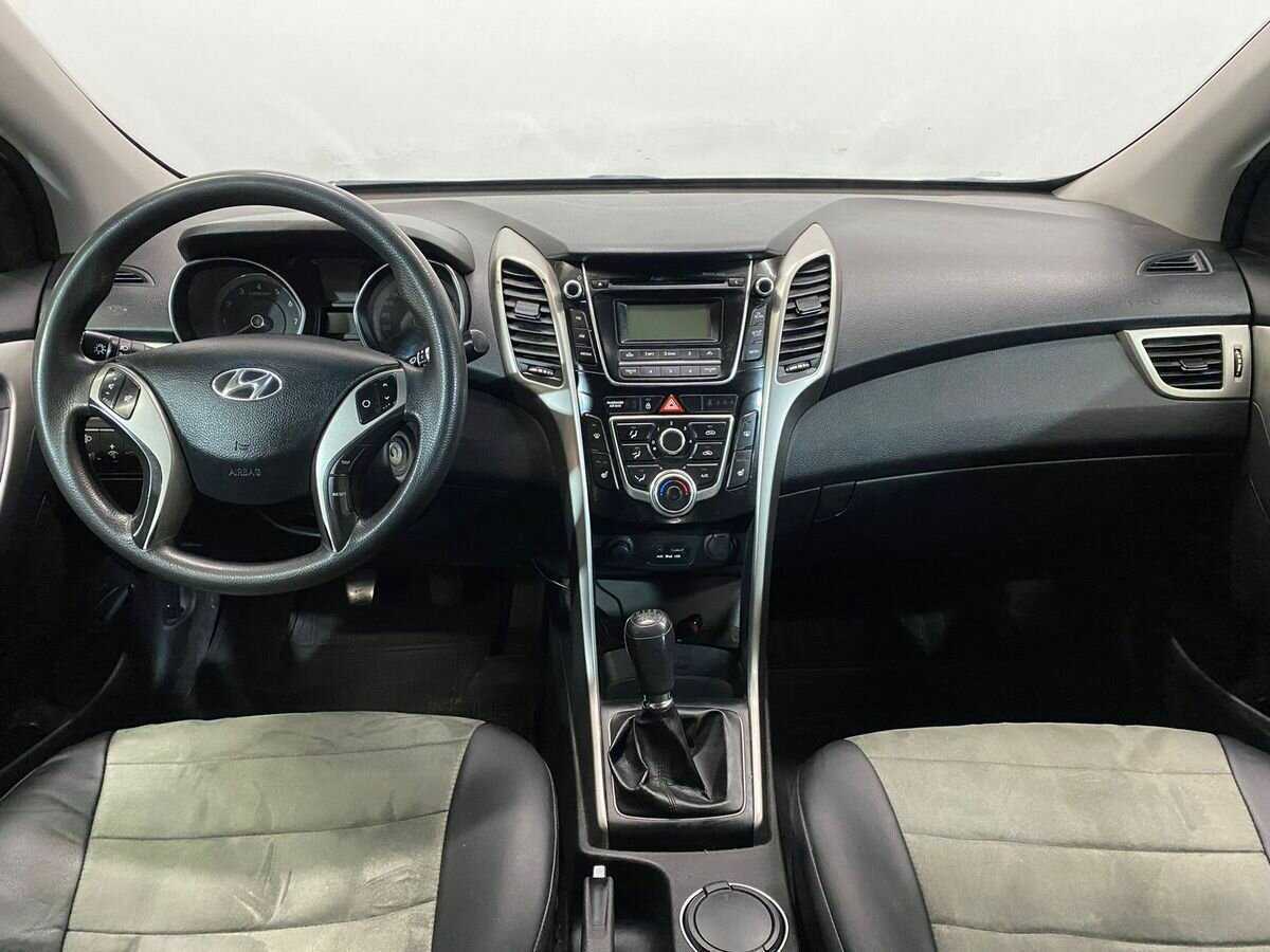Купить Hyundai i30, 2013, 142 135 км.. Фото: #7