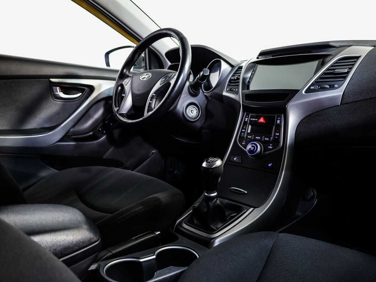Купить Hyundai Elantra, 2015, 137 566 км.. Фото: #7