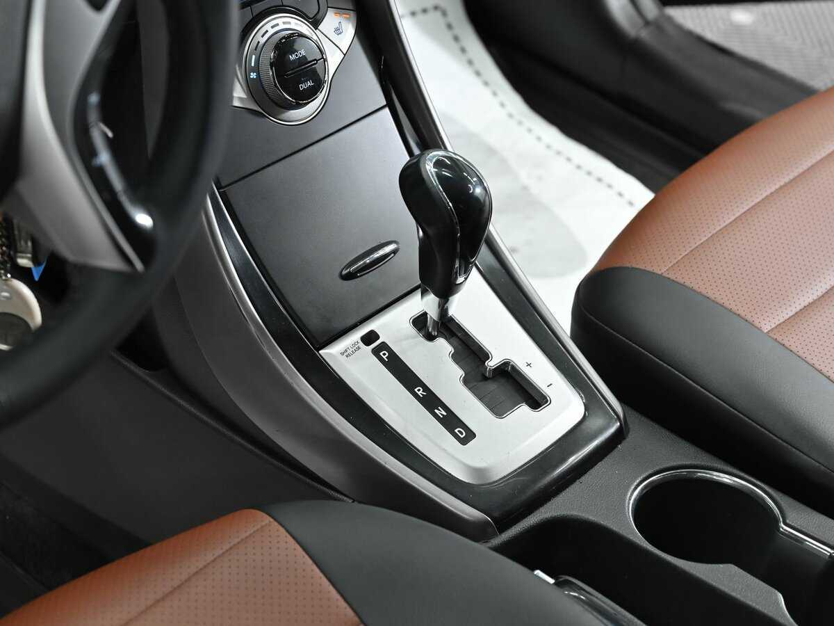 Купить Hyundai Elantra, 2012, 139 500 км.. Фото: #9