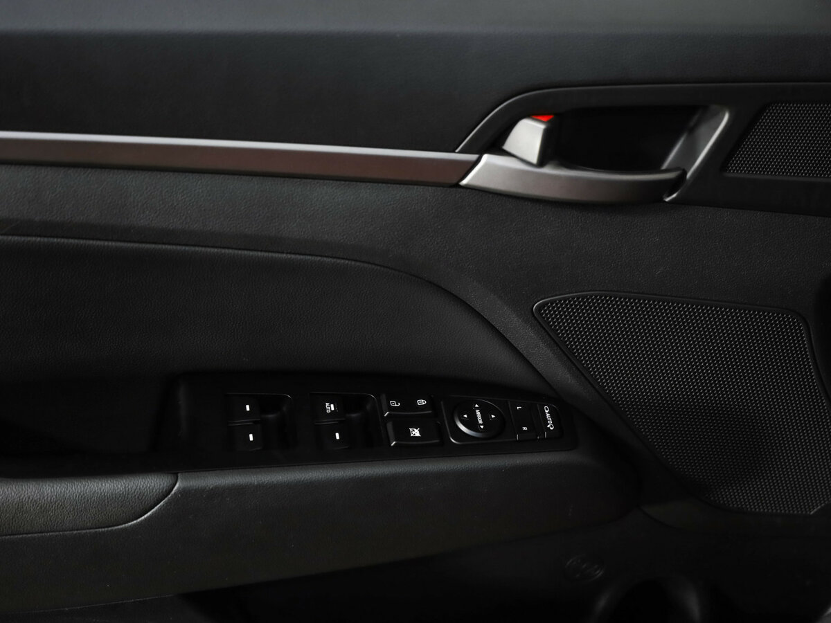 Купить Hyundai Elantra, 2016, 151 872 км.. Фото: #15