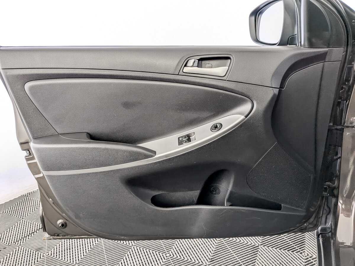 Купить Hyundai Solaris, 2016, 84 783 км.. Фото: #17