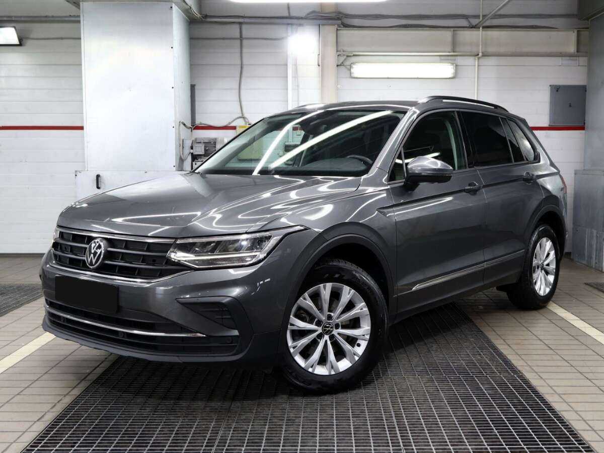 Купить Volkswagen Tiguan, 2021, 118 000 км.. Посмотреть фото