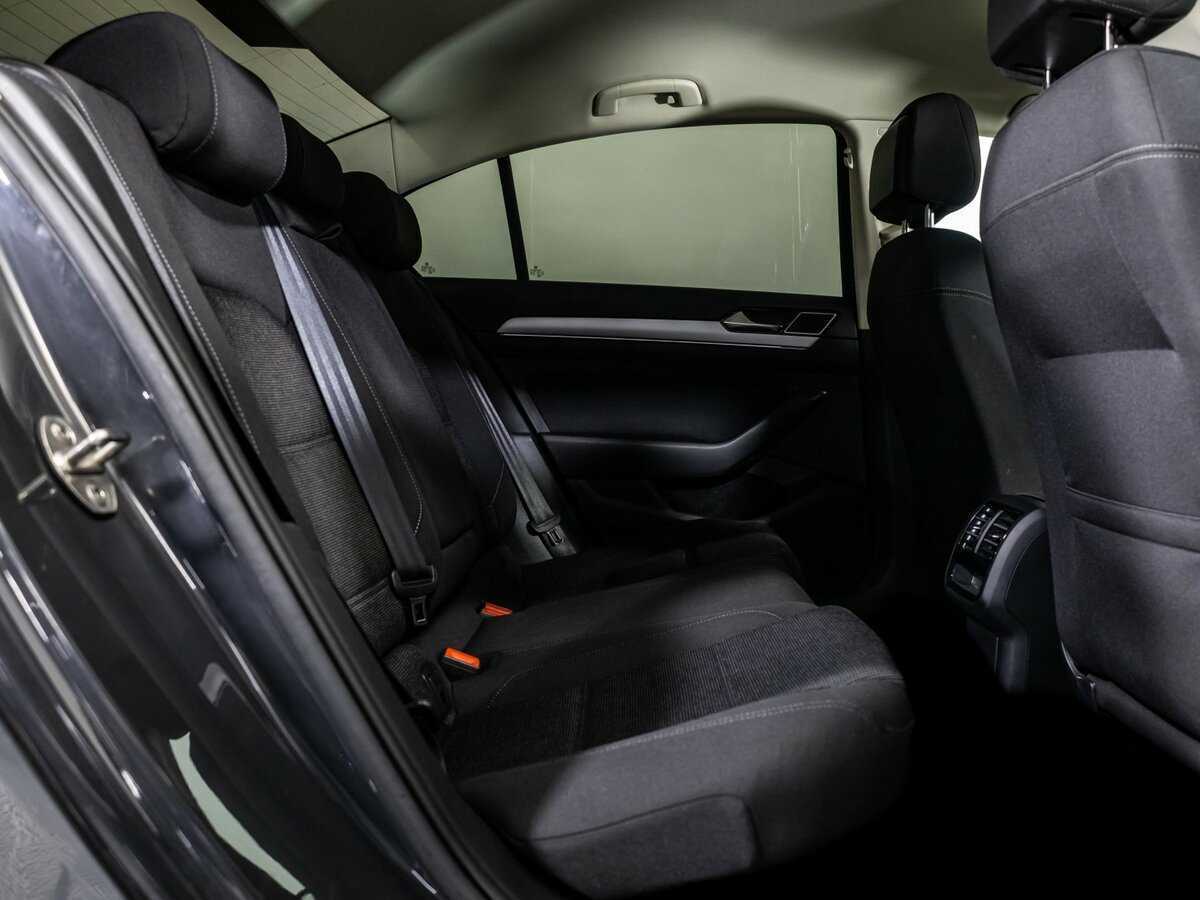 Купить Volkswagen Passat, 2018, 160 888 км.. Фото: #8