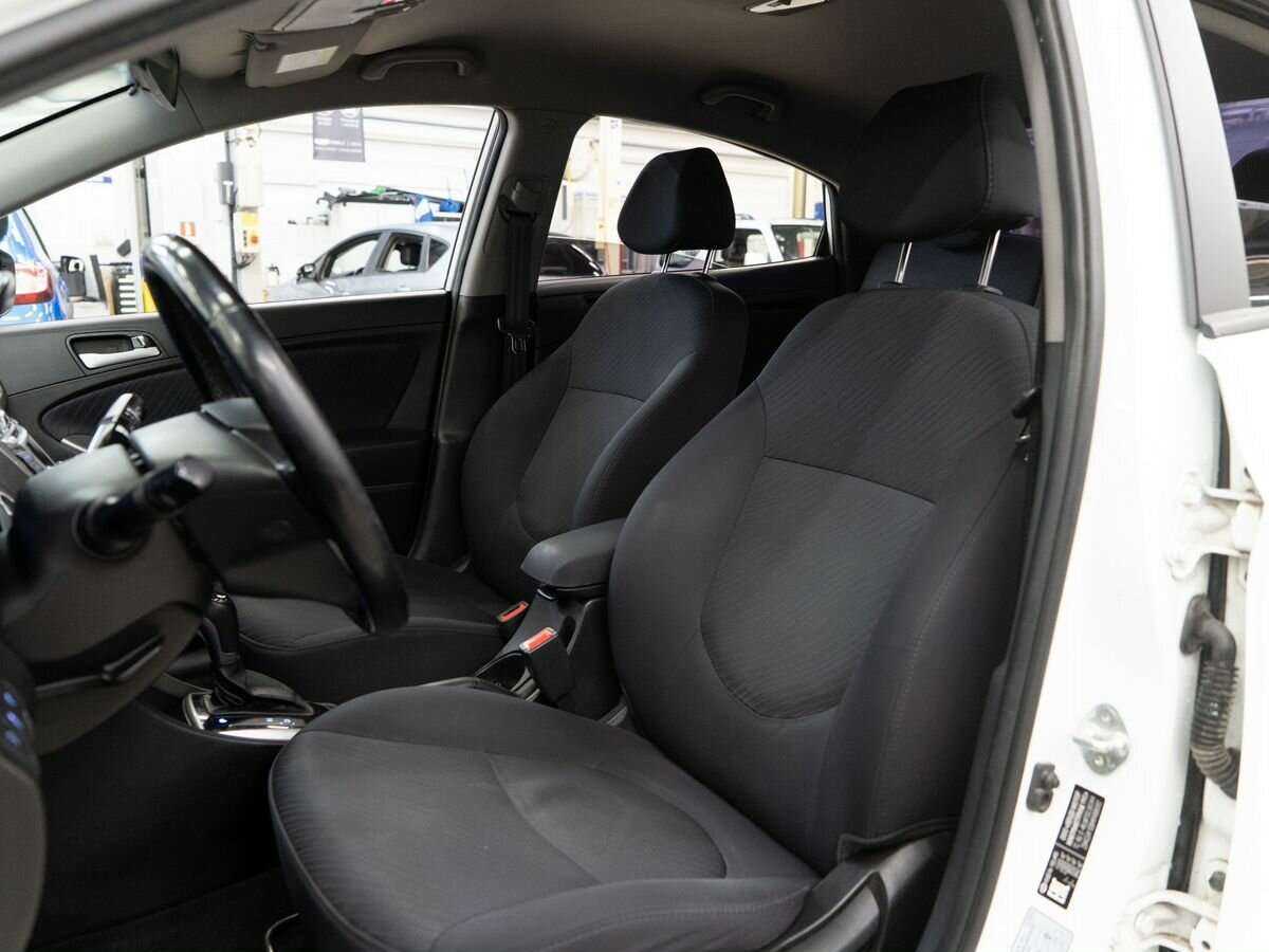 Купить Hyundai Solaris, 2015, 149 445 км.. Фото: #5