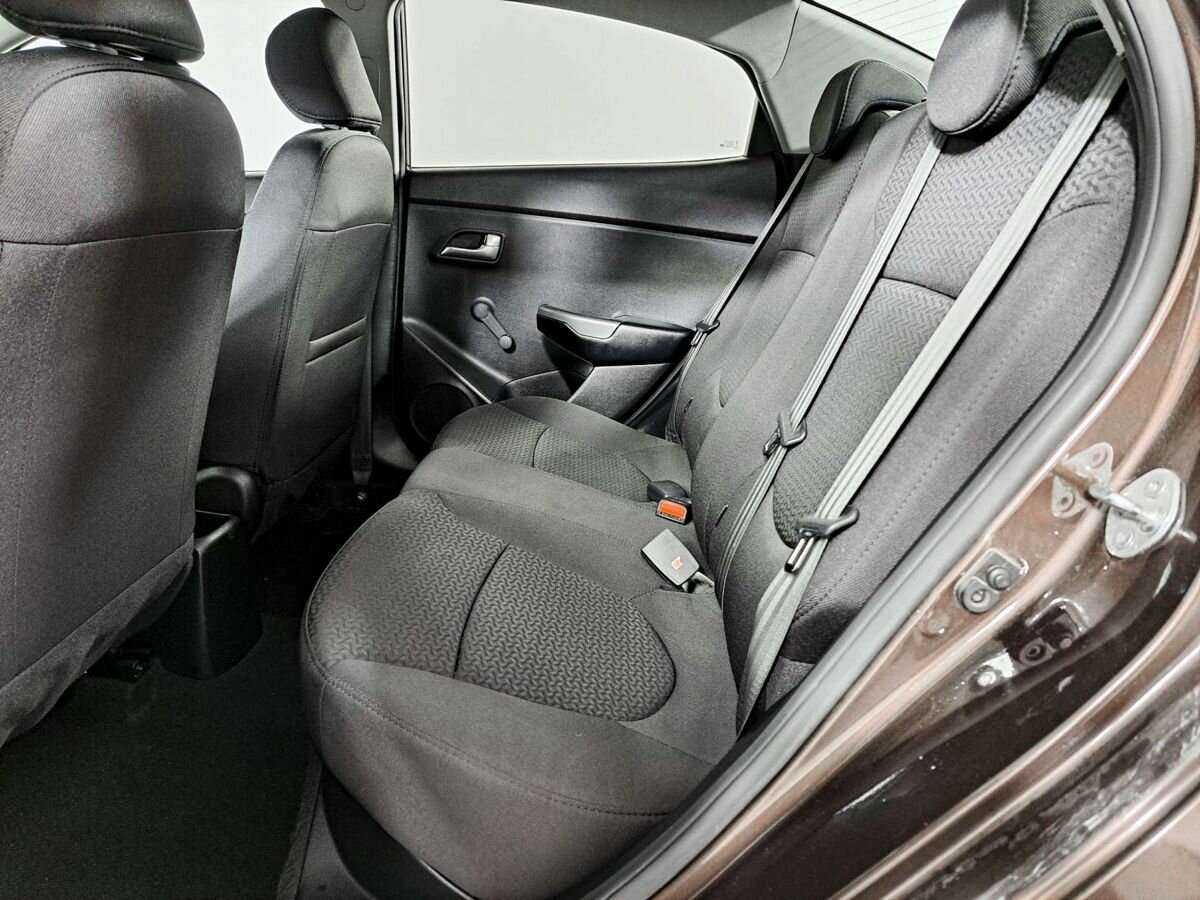 Купить Kia Rio, 2015, 124 731 км.. Фото: #9