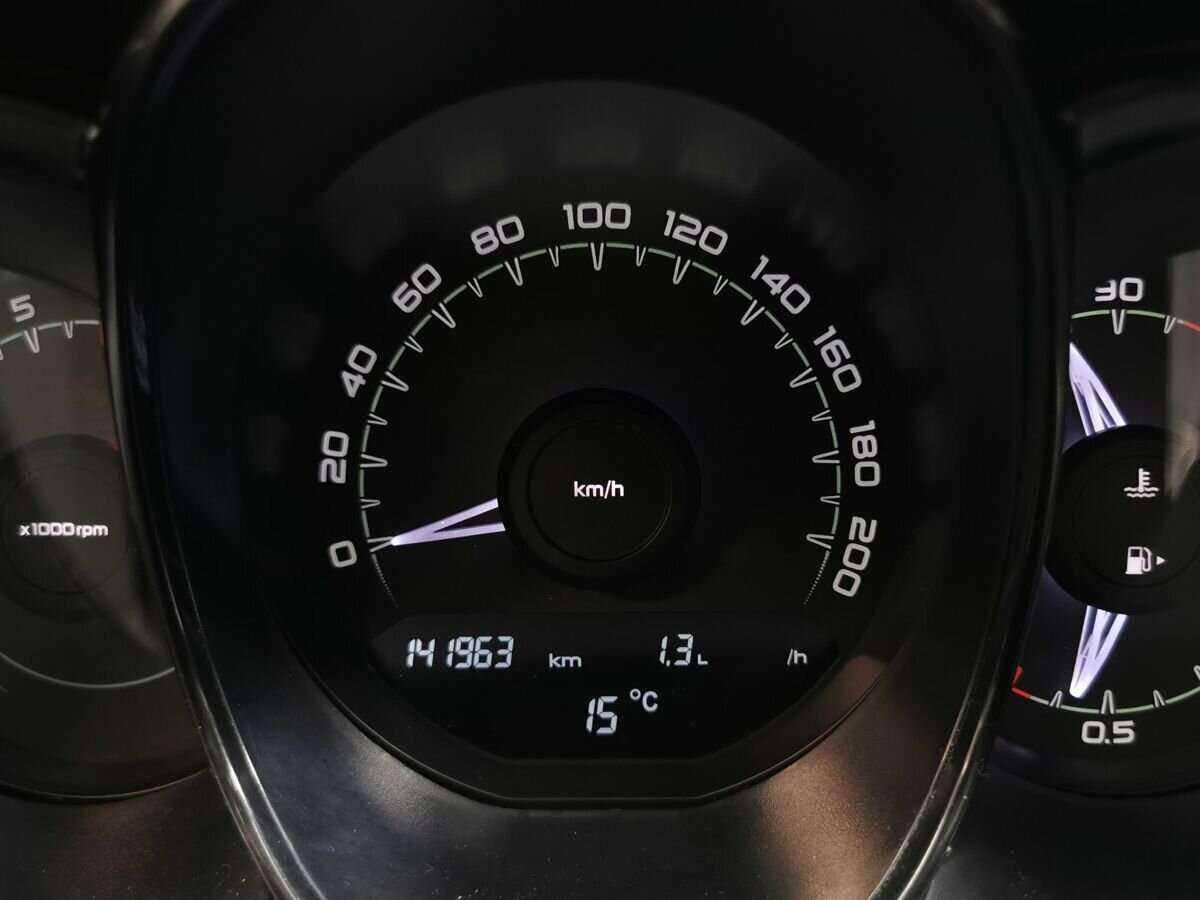 Купить Lada (ВАЗ) Vesta, 2017, 141 861 км.. Фото: #15