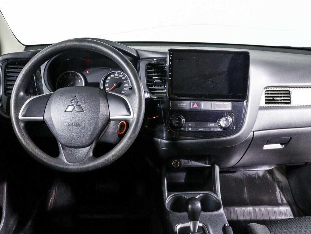 Купить Mitsubishi Outlander, 2015, 70 200 км.. Фото: #9