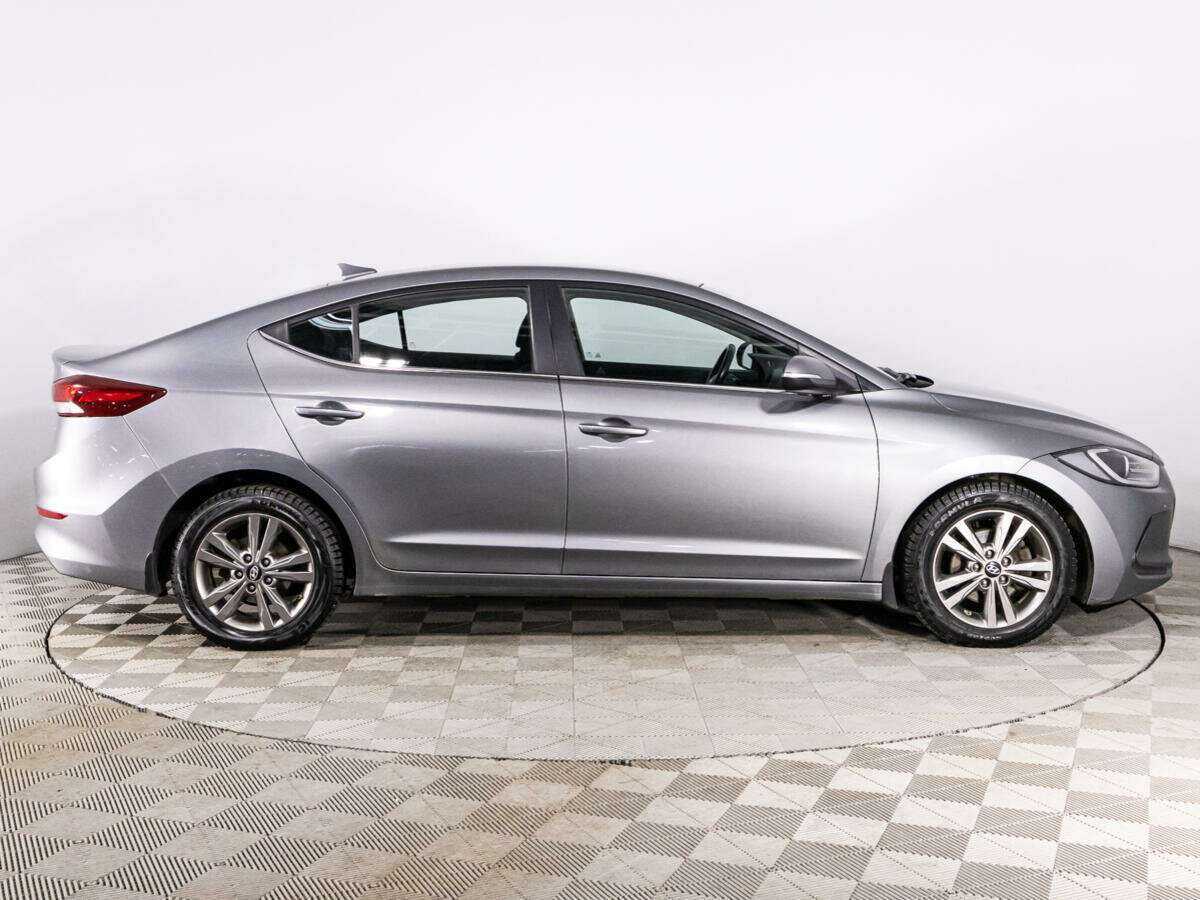 Купить Hyundai Elantra, 2018, 184 612 км.. Фото: #3