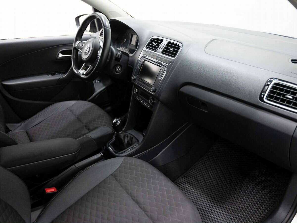 Купить Volkswagen Polo, 2018, 99 000 км.. Фото: #10