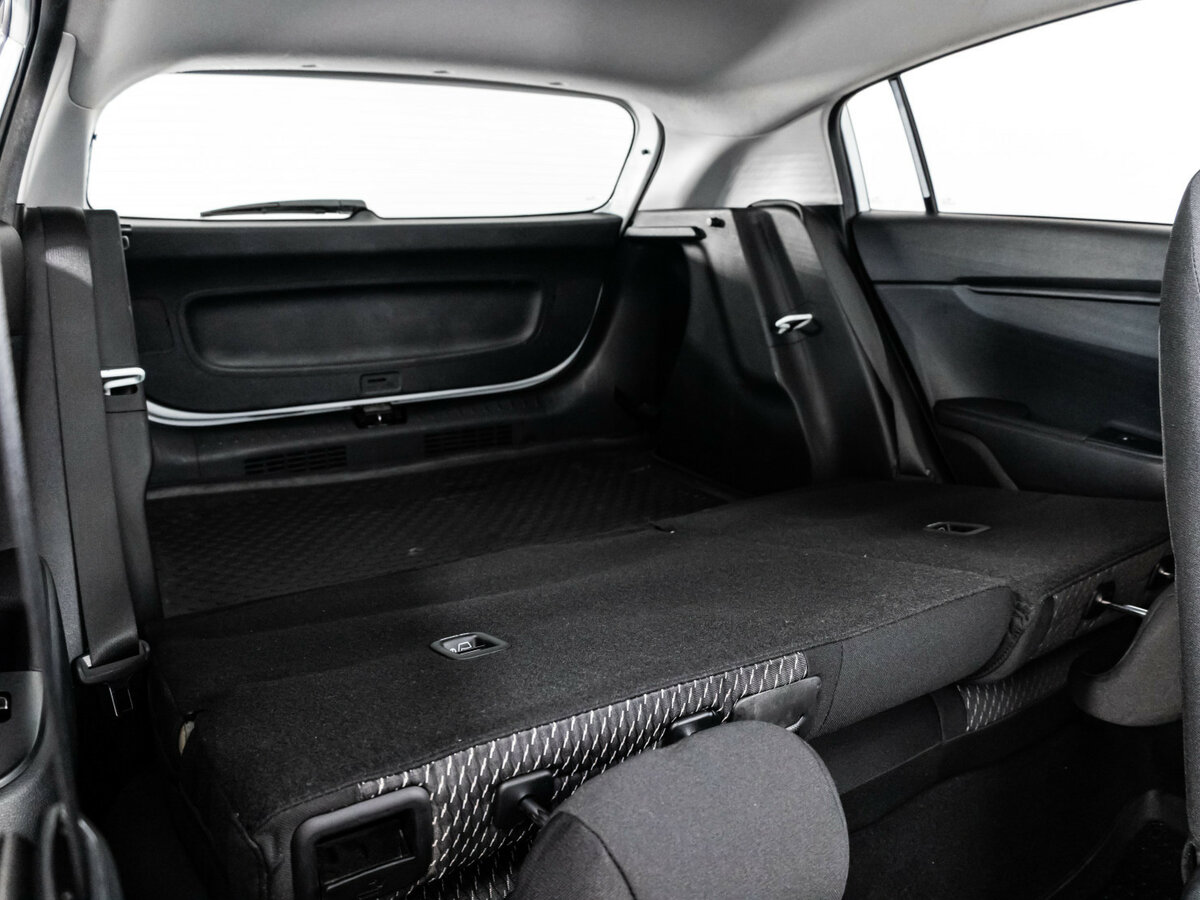 Купить Kia Rio, 2018, 112 129 км.. Фото: #15