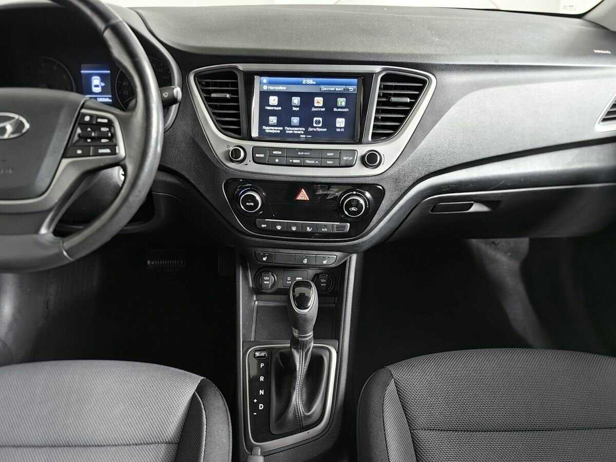 Купить Hyundai Solaris, 2017, 130 258 км.. Фото: #11