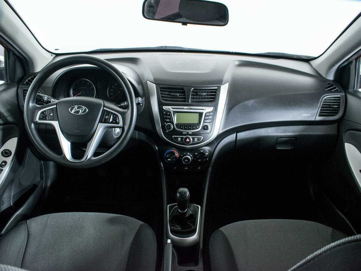 Купить Hyundai Solaris, 2012, 157 014 км.. Фото: #11